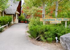 Tautphaus Park Zoo - Idaho